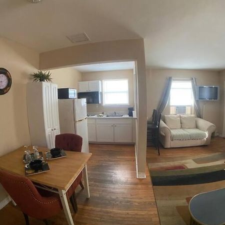 Private One-Bedroom 8 -Directly Across From Beach St. Pete Beach Εξωτερικό φωτογραφία